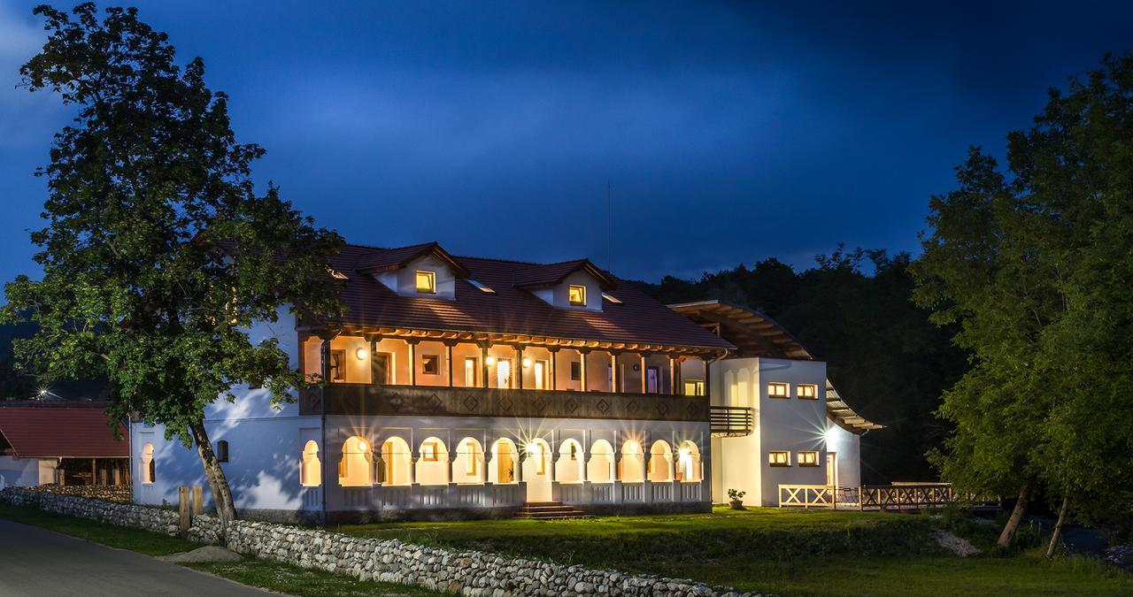 Hanul Vatra Horezu Exterior foto