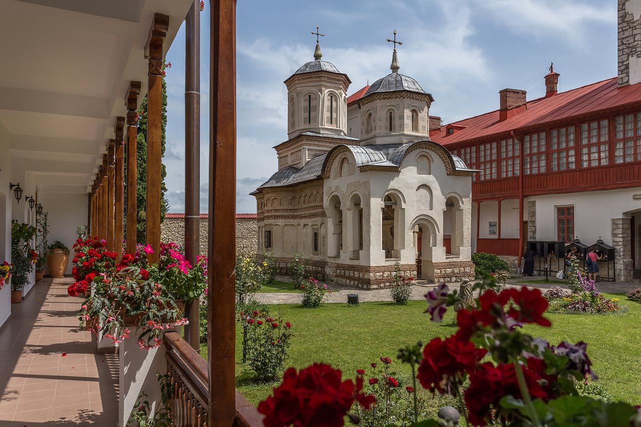 Hanul Vatra Horezu Exterior foto